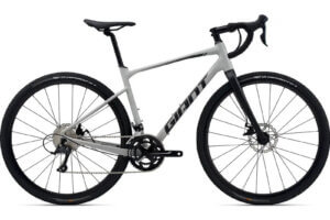 Giant Revoltt_imresizer