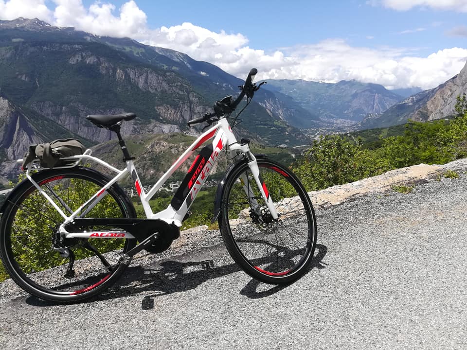 Albertville Bike Rentals Roadbike rentals France Ebike hire French