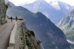 Credit Cyrille Quintard- Route des Grand Alps